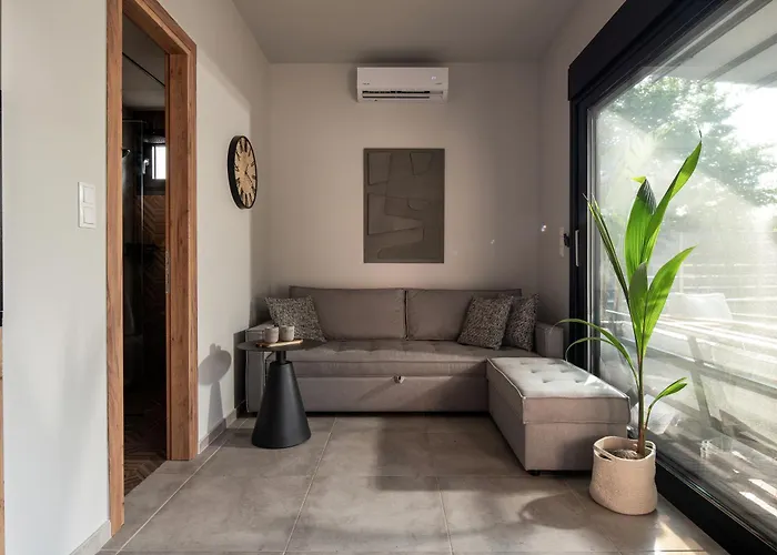 Aura Sophisticated Living